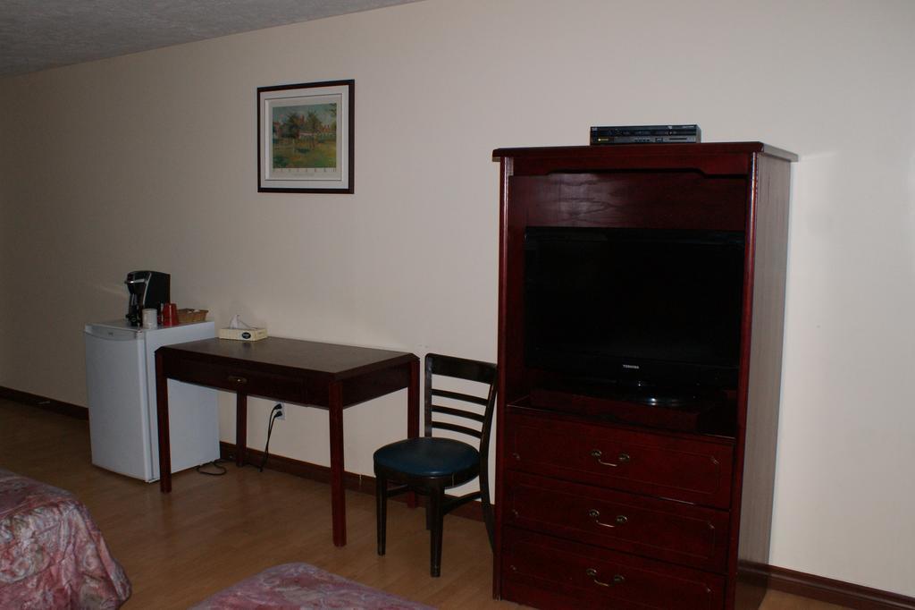Motel Le Victo Victoriaville Bagian luar foto